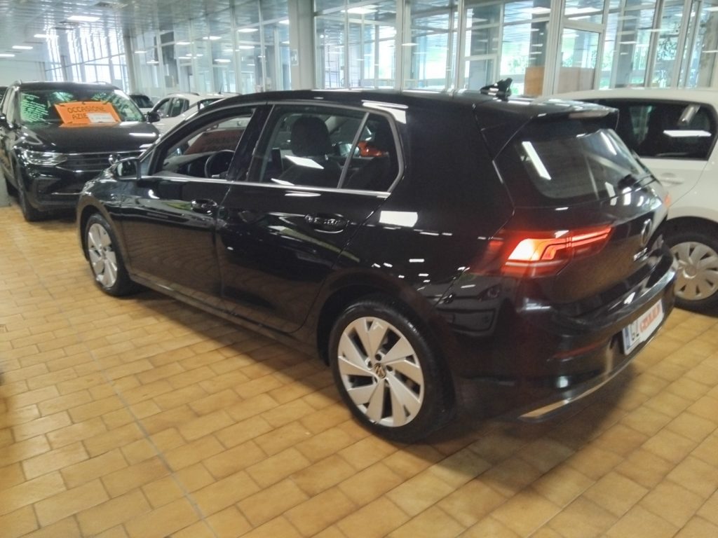 VOLKSWAGEN Golf 2.0 TDI 150 CV DSG SCR Style - 4