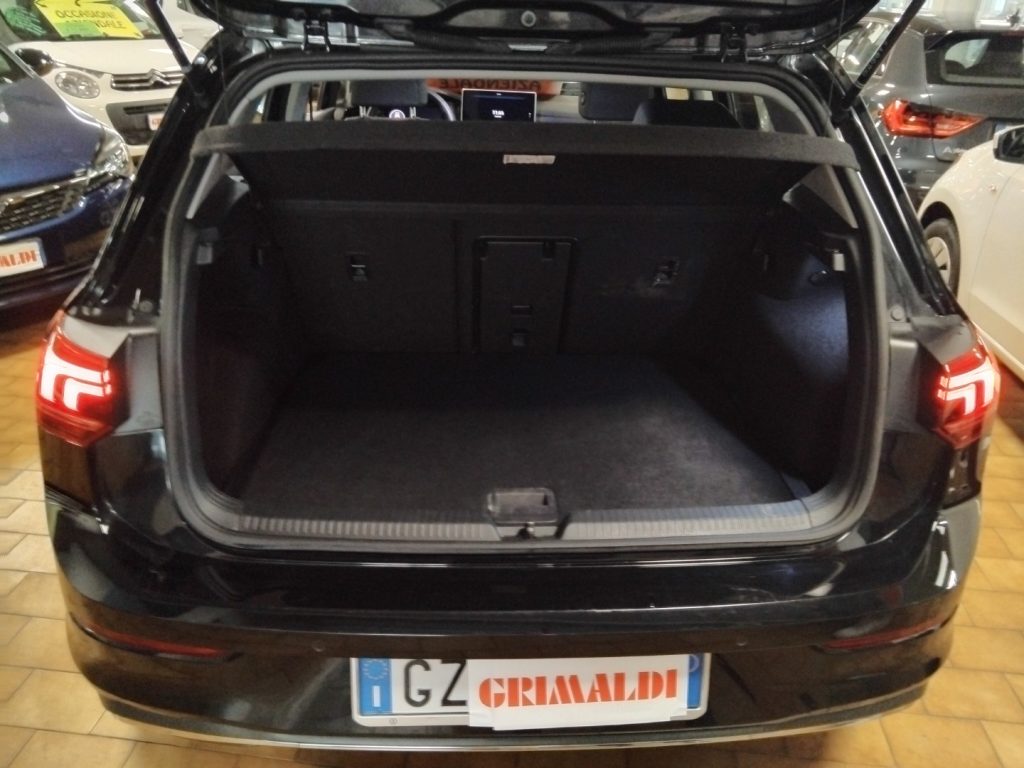 VOLKSWAGEN Golf 2.0 TDI 150 CV DSG SCR Style - 9