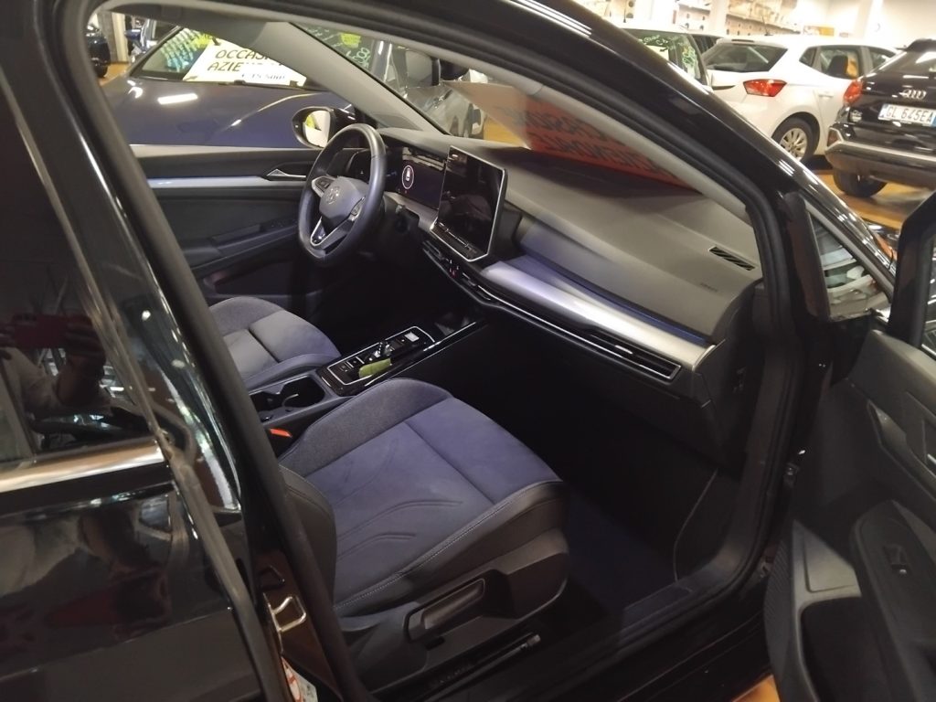 VOLKSWAGEN Golf 2.0 TDI 150 CV DSG SCR Style - 12