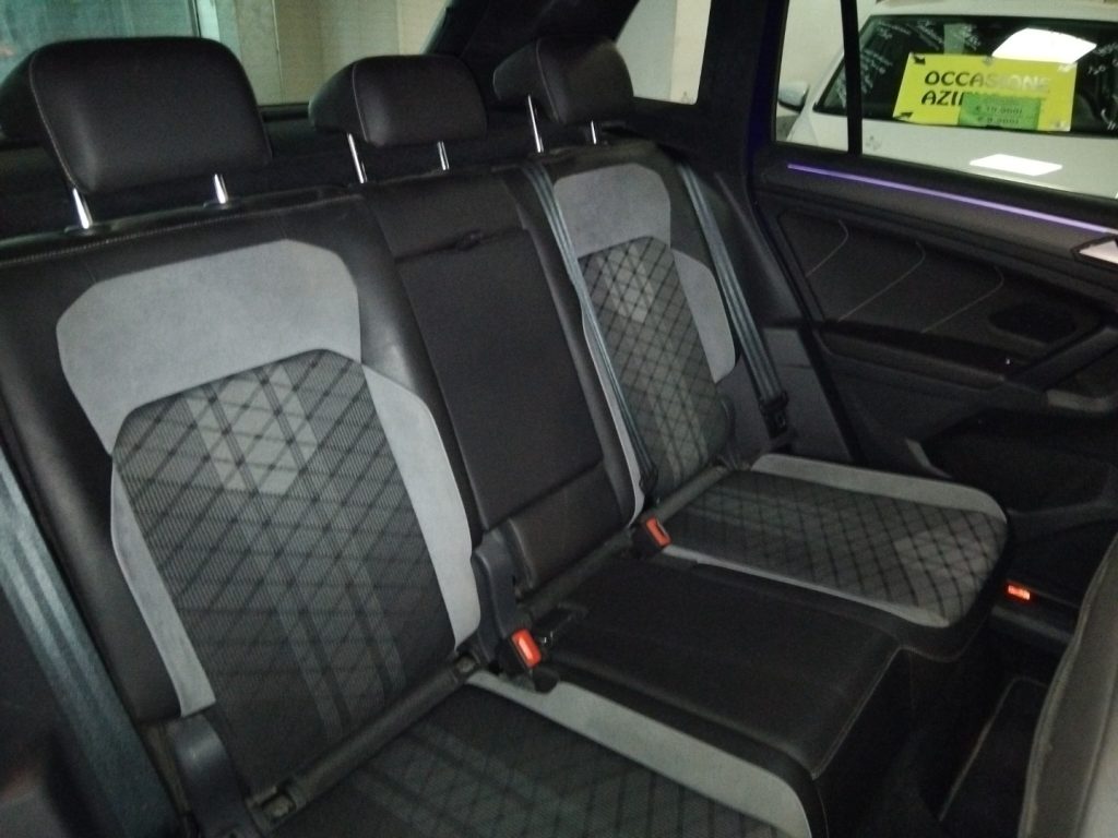 VOLKSWAGEN Tiguan 1.5 TSI 150 CV DSG ACT R-Line 20 - 11