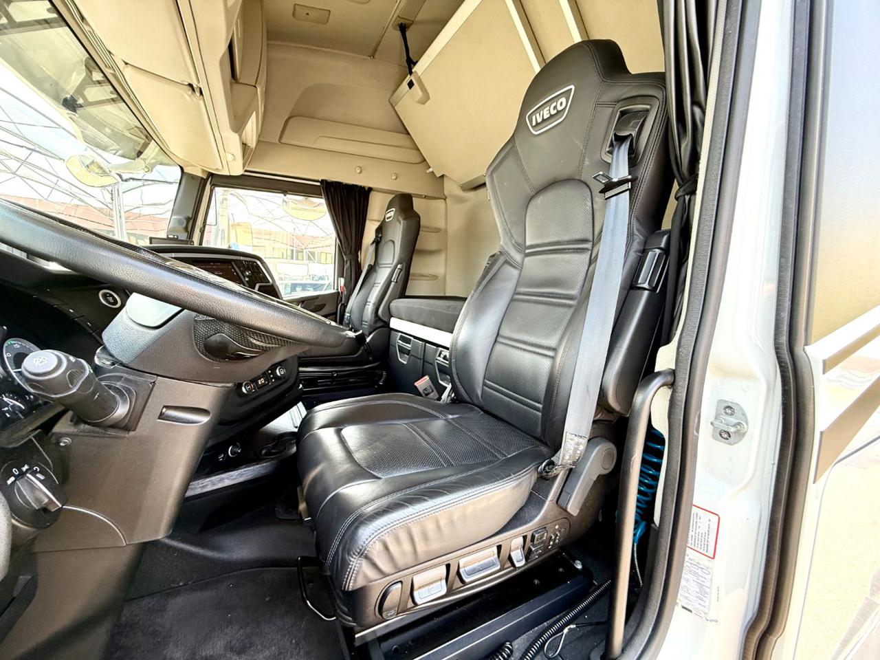 IVECO S-WAY 570 FULL AIR - 9