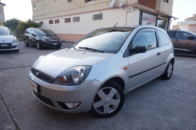 FORD Fiesta Argento metallizzato
