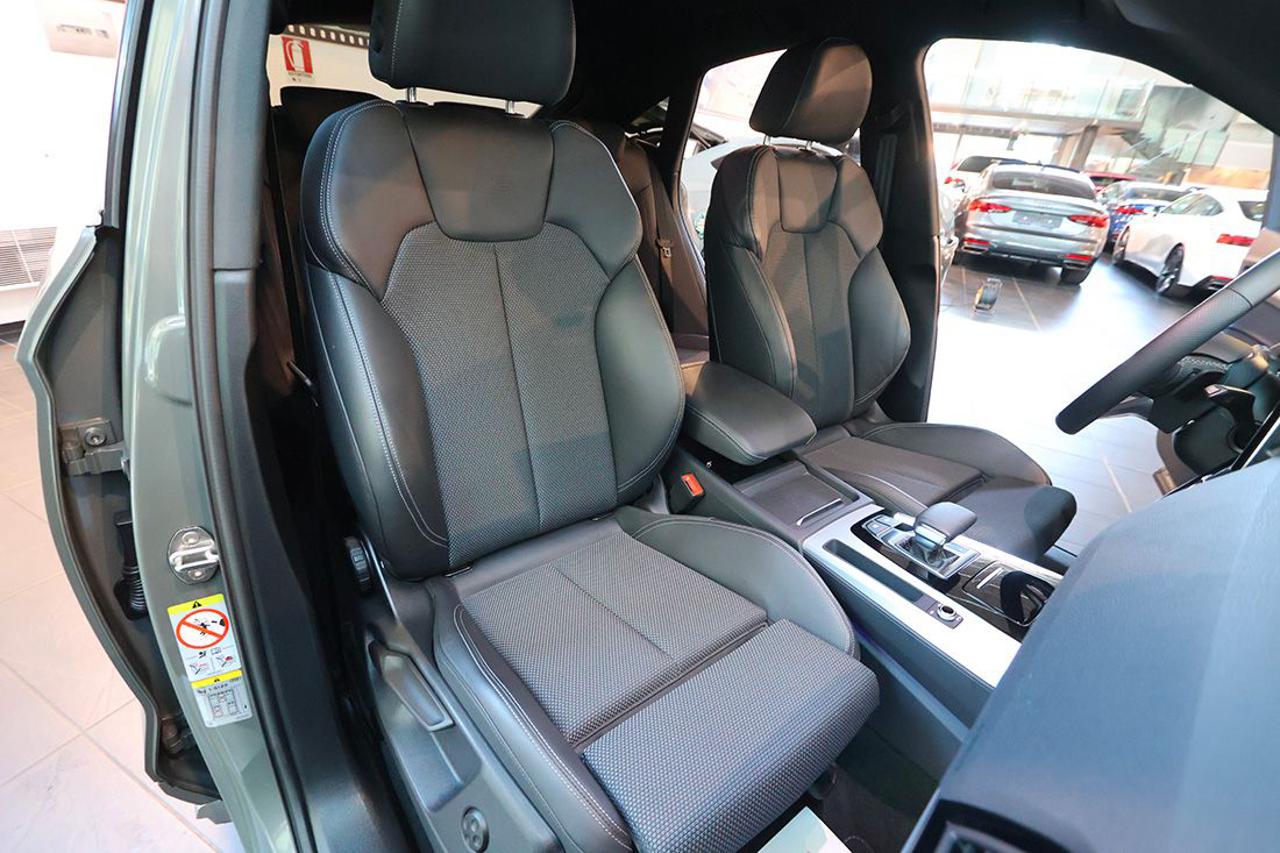 AUDI Q5 35 TDI Sportback S-Tronic S-Line Plus - 17