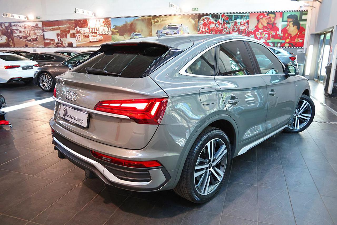 AUDI Q5 35 TDI Sportback S-Tronic S-Line Plus - 9