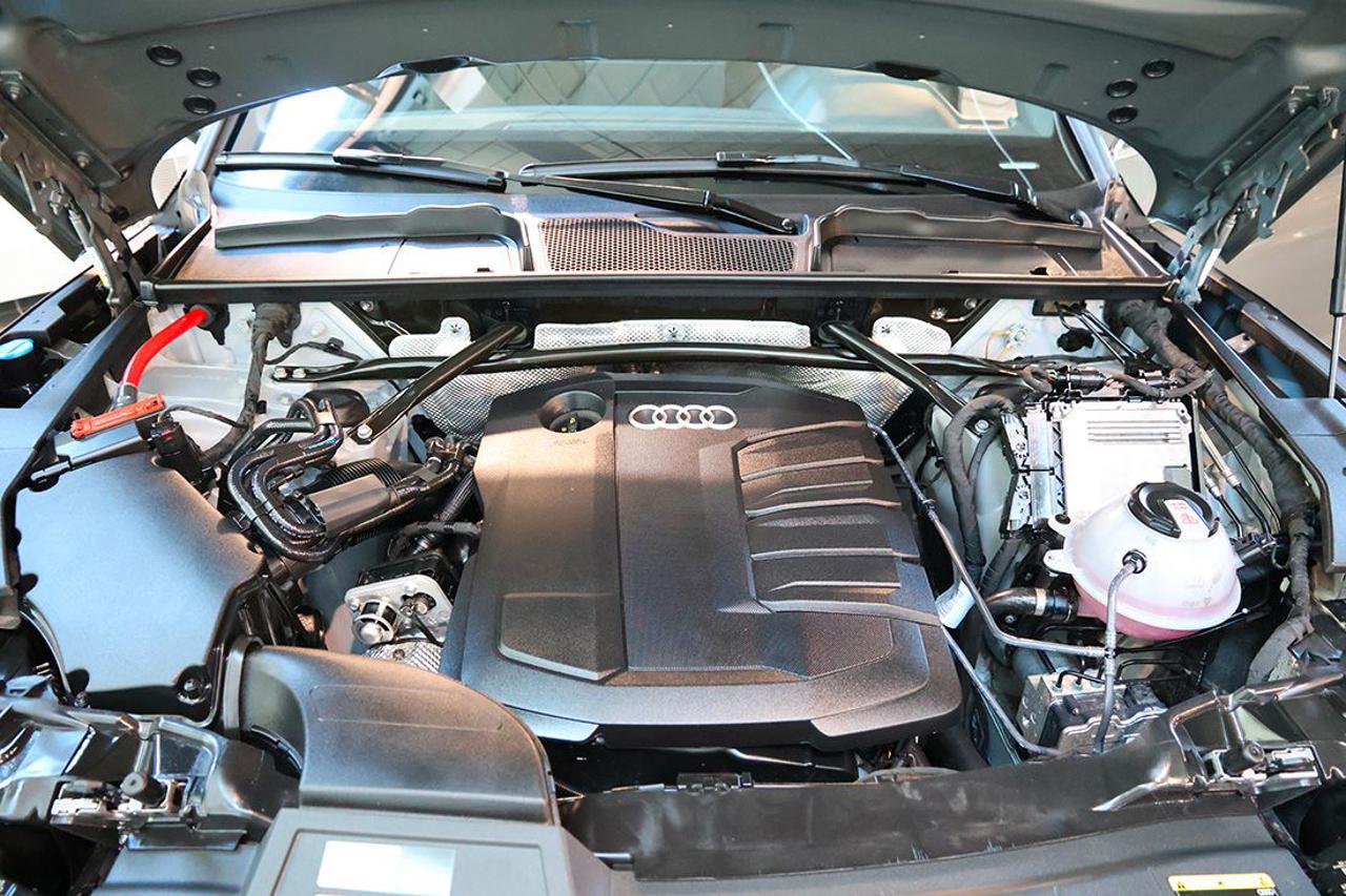 AUDI Q5 35 TDI Sportback S-Tronic S-Line Plus - 11