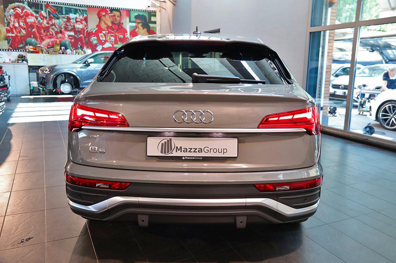 AUDI Q5 35 TDI Sportback S-Tronic S-Line Plus - 8