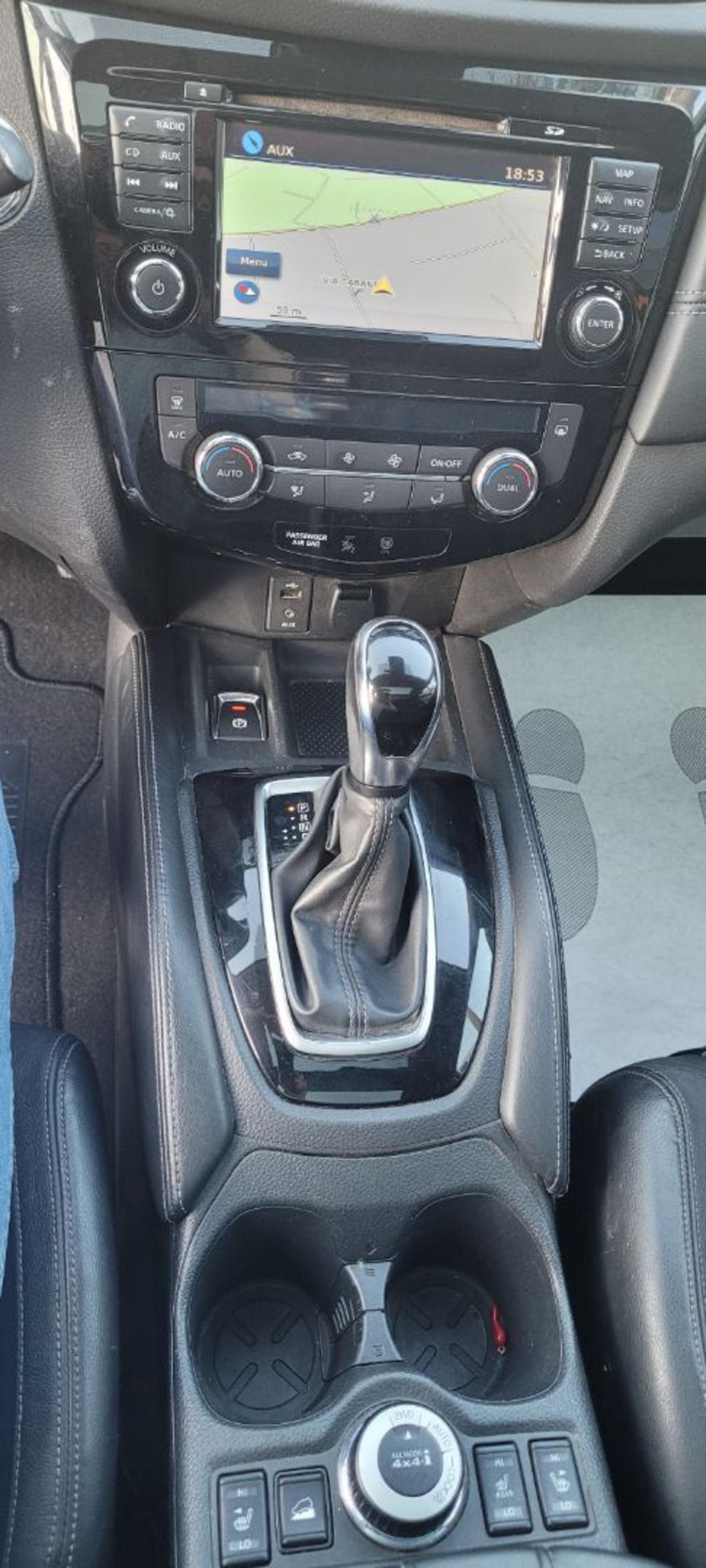 NISSAN X-Trail 2.0 dCi 4WD X-Tronic Tekna - 9