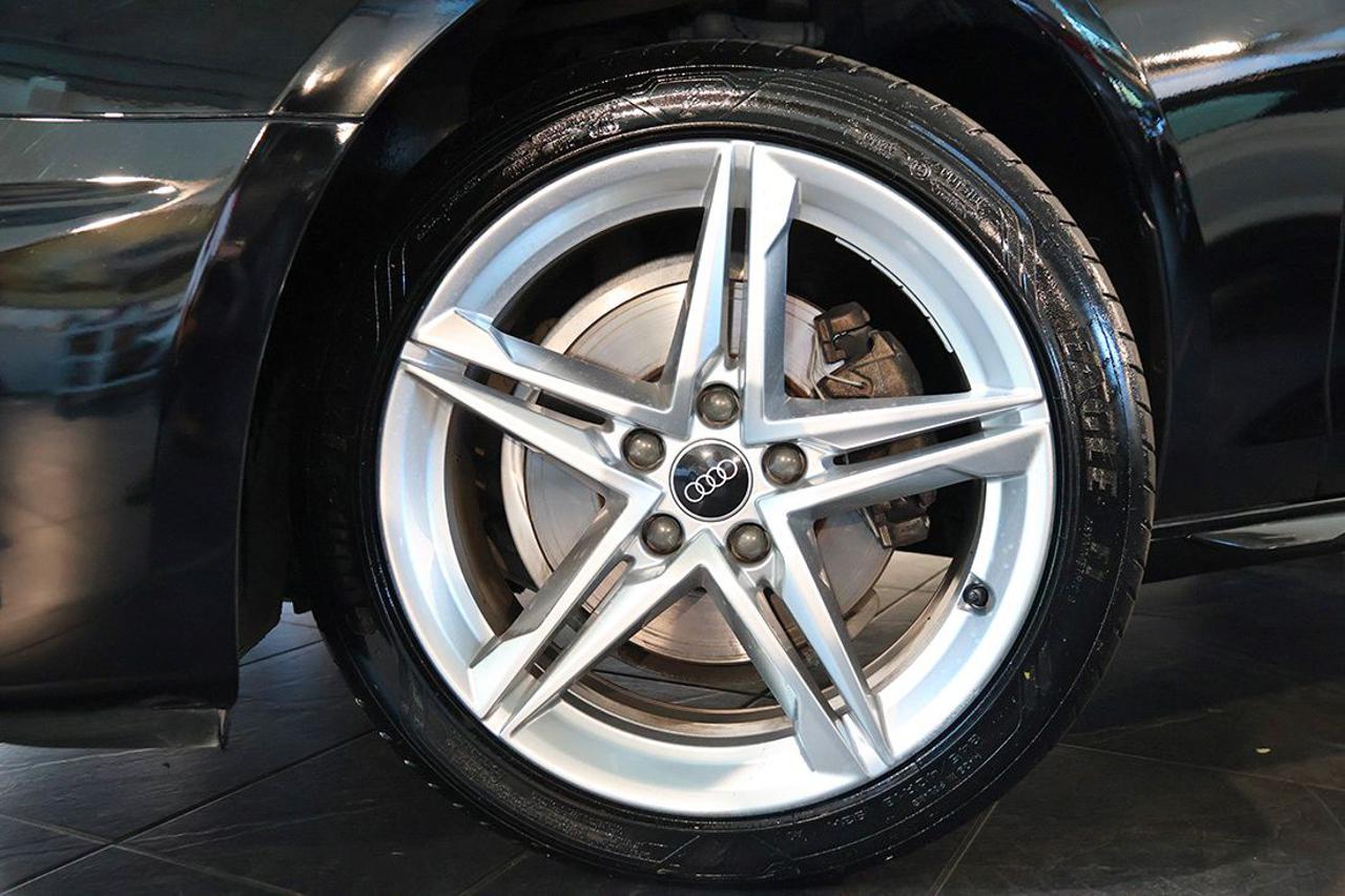 AUDI A4 35 TDI Avant S-Tronic Business Advanced - 6