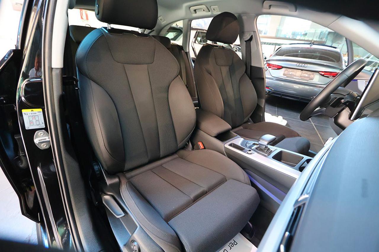 AUDI A4 35 TDI Avant S-Tronic Business Advanced - 17