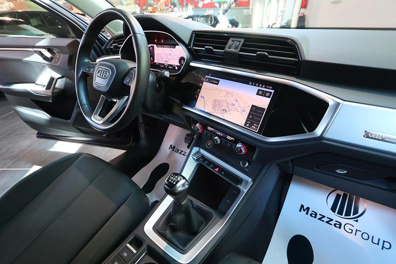 AUDI Q3 35 TFSI Sportback Business Plus - 38