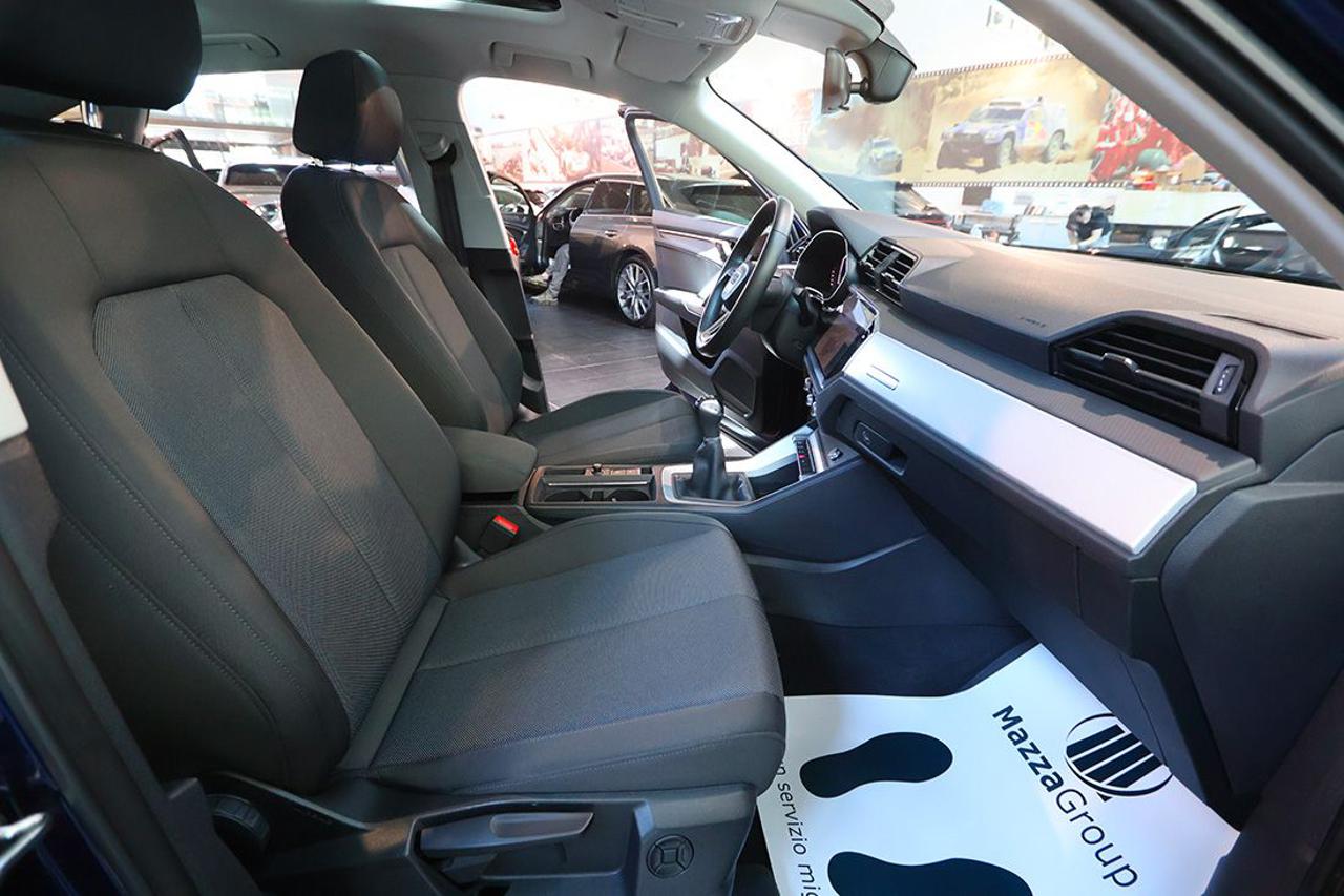 AUDI Q3 35 TFSI Sportback Business Plus - 45