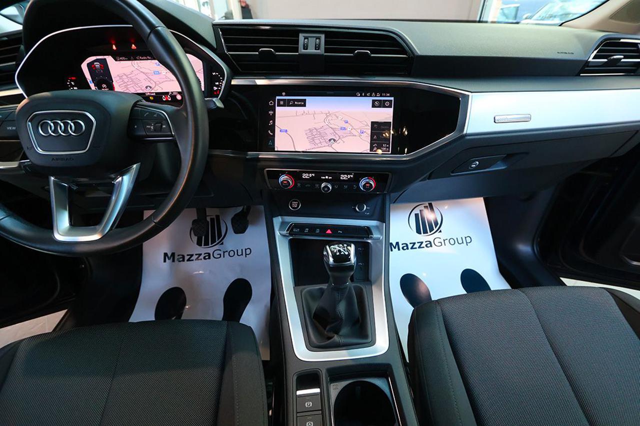 AUDI Q3 35 TFSI Sportback Business Plus - 35