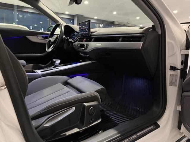 Clicca per ingrandire A4 allroad - 50 TDI tiptronic Identity Contrast