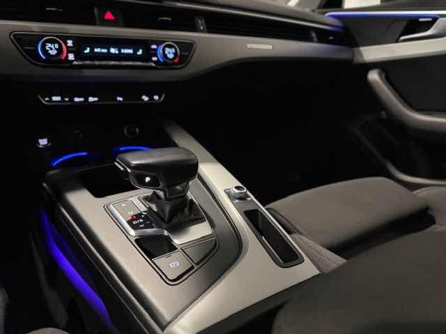 Clicca per ingrandire A4 allroad - 50 TDI tiptronic Identity Contrast