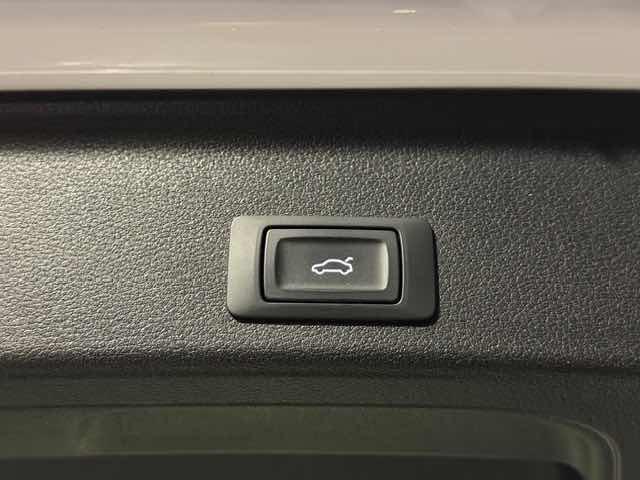 Clicca per ingrandire A4 allroad - 50 TDI tiptronic Identity Contrast