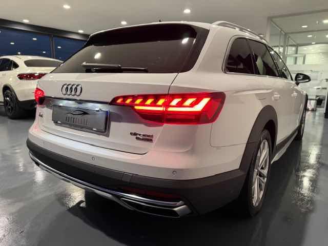 Clicca per ingrandire A4 allroad - 50 TDI tiptronic Identity Contrast