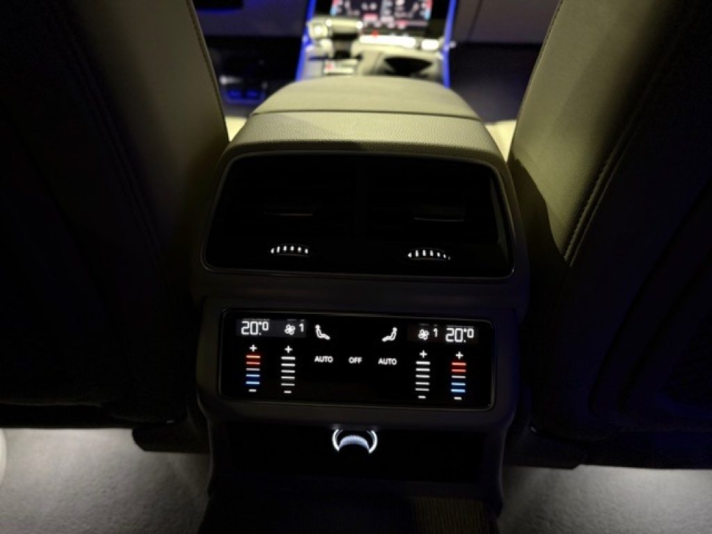 Clicca per ingrandire A6 - Avant 40 2.0 TDI 204CV S tronic Business Design