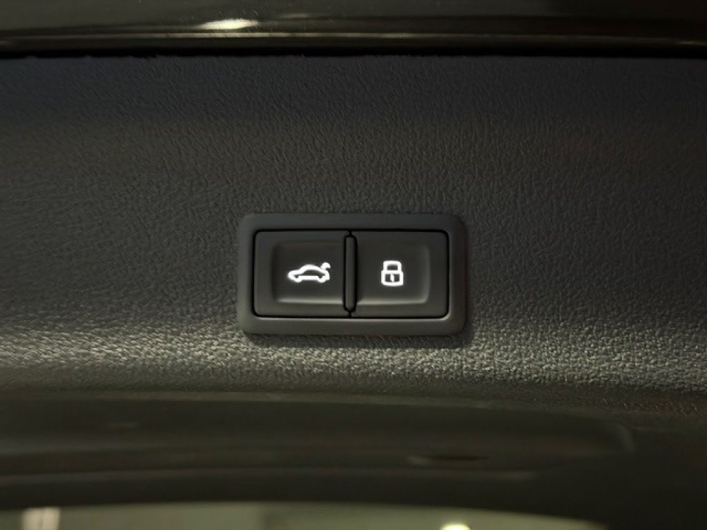 Clicca per ingrandire A6 - Avant 40 2.0 TDI 204CV S tronic Business Design
