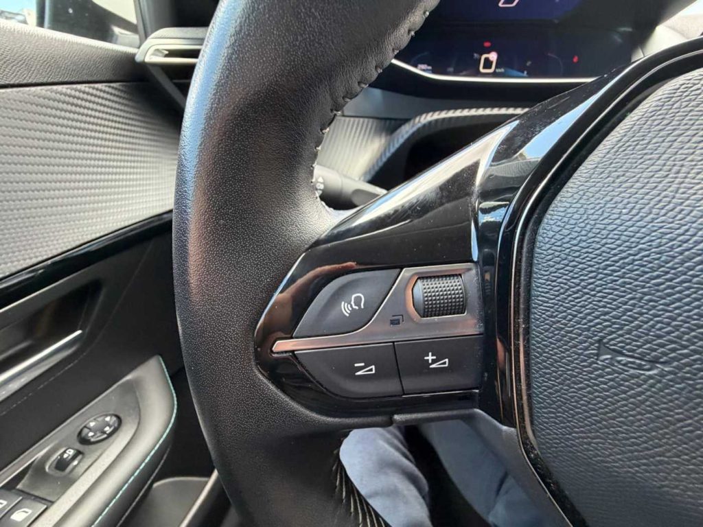 PEUGEOT 208 PureTech 100 Stop&Start 5 porte Allure - 16