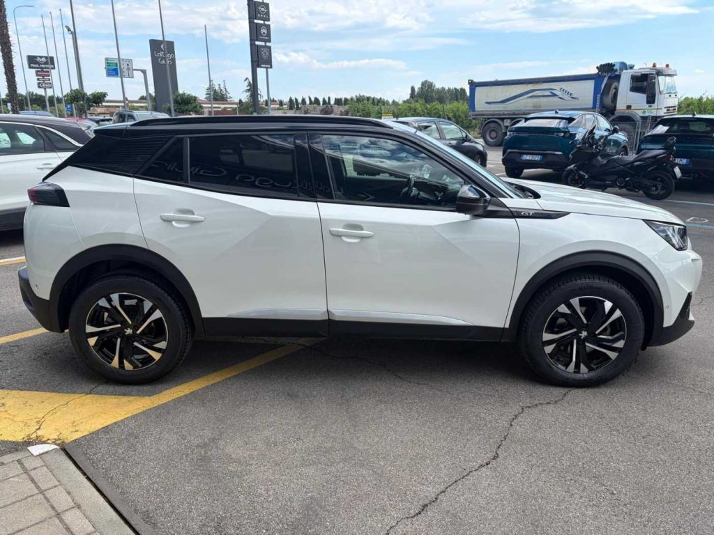 PEUGEOT 2008 BlueHDi 130 S&S EAT8 GT - 5