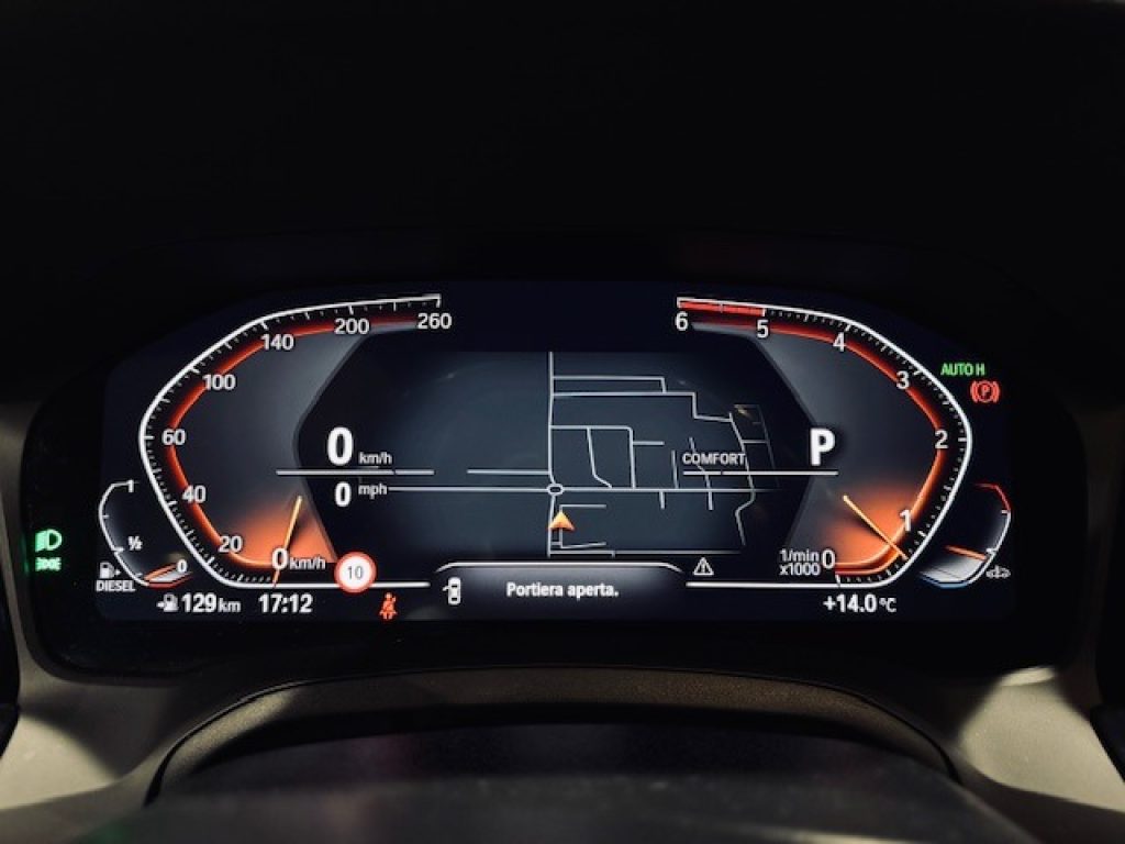 Clicca per ingrandire 330 - d 48V xDrive Touring Msport+Black Edition