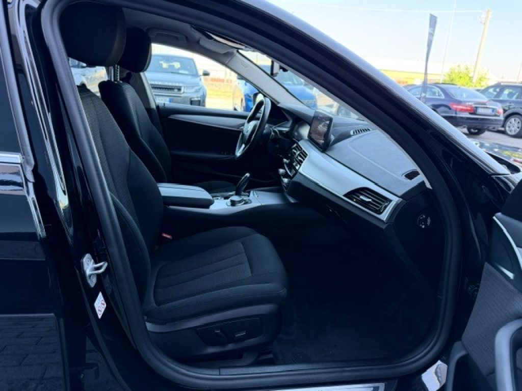 Clicca per ingrandire 520 - d 48V 190cv Touring Business