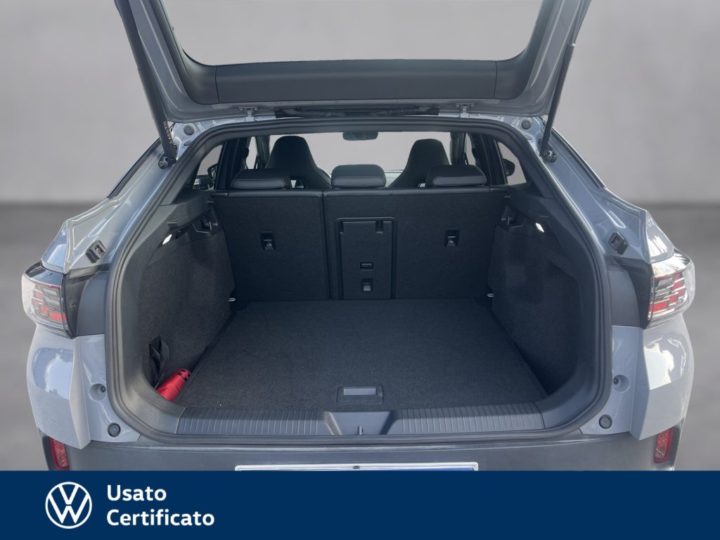 VOLKSWAGEN ID.5 77 kwh gtx 4motion 299cv - 17