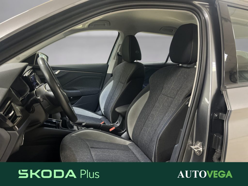 SKODA Kamiq 1.5 tsi black dots 150cv - 14