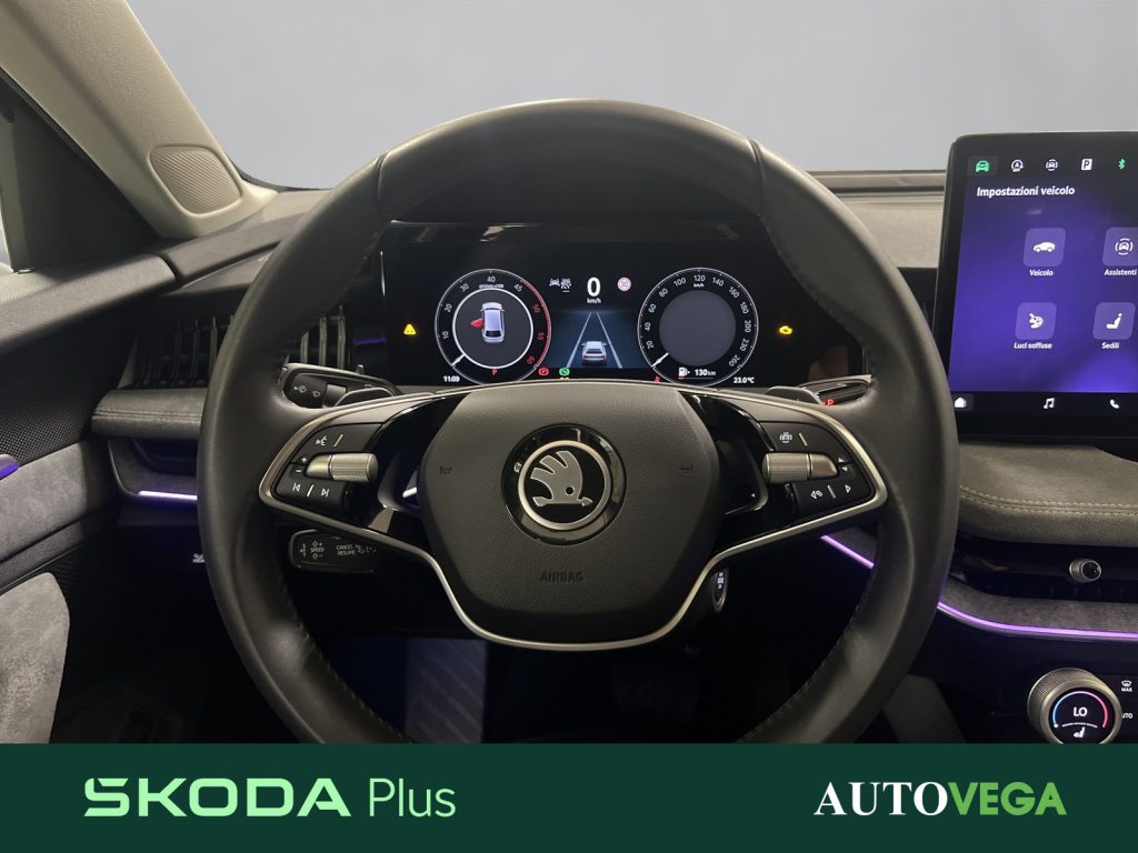SKODA Superb wagon 2.0 tdi selection 150cv dsg - 9