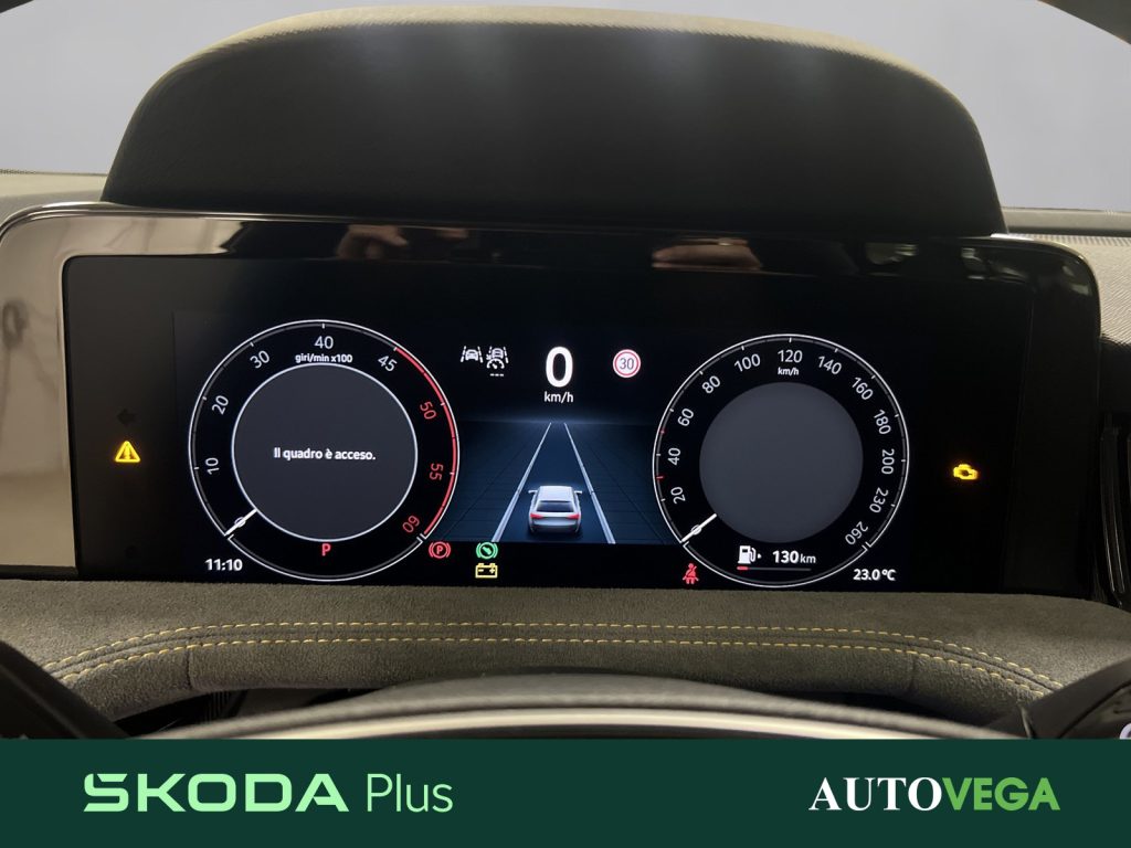 SKODA Superb wagon 2.0 tdi selection 150cv dsg - 13