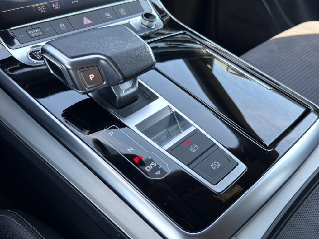 AUDI Q8 45tdi 230cv sport - 14