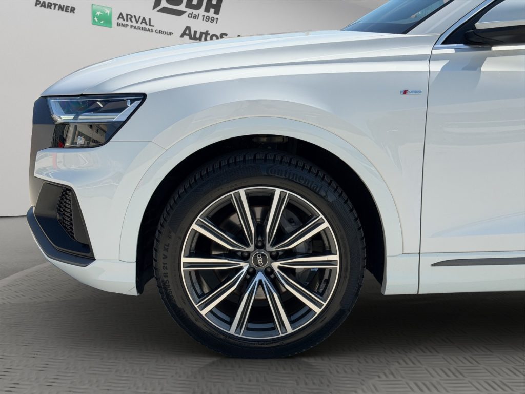 AUDI Q8 45tdi 230cv sport - 19