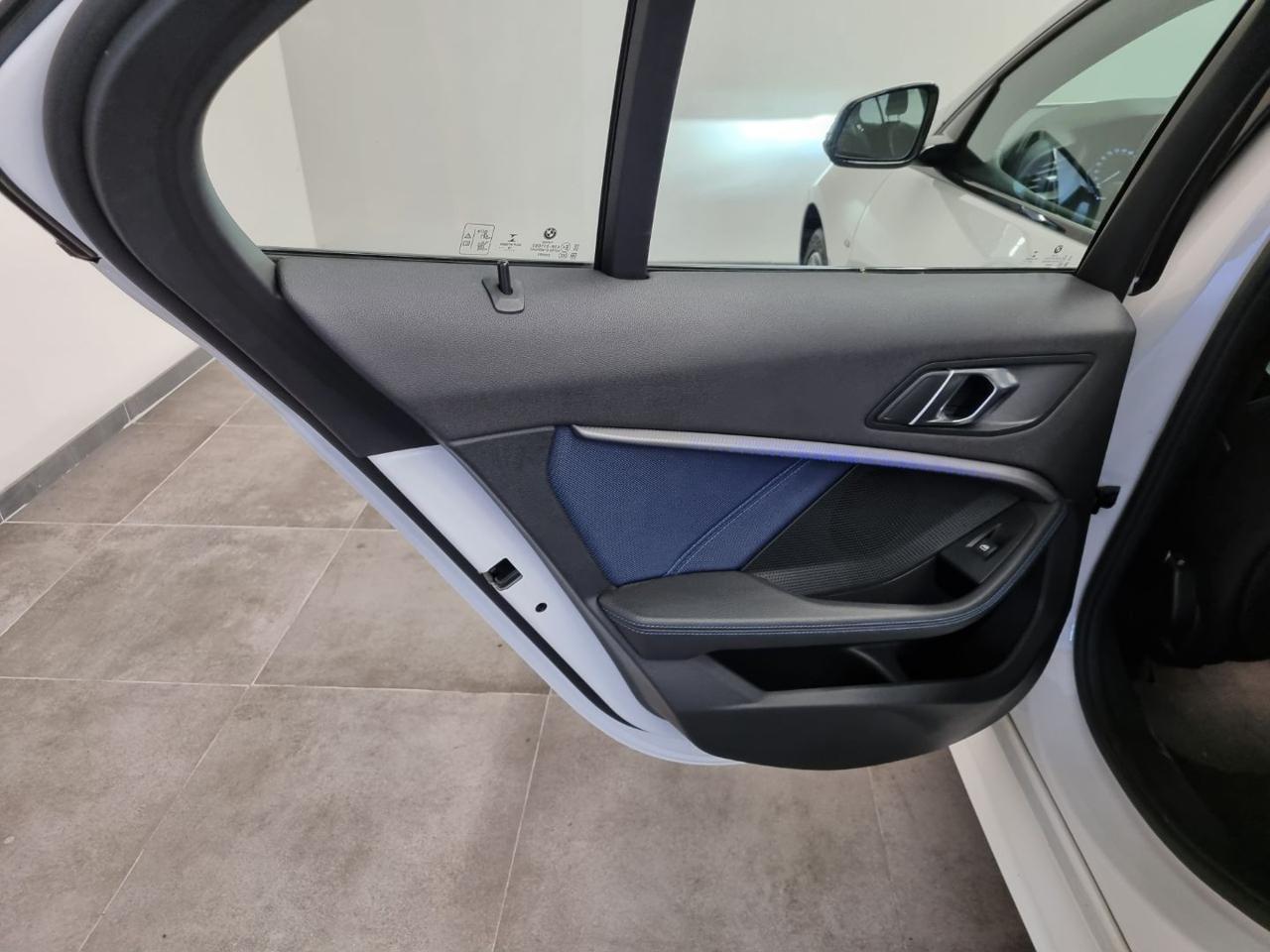 BMW 118 d 5p. Sport - 25
