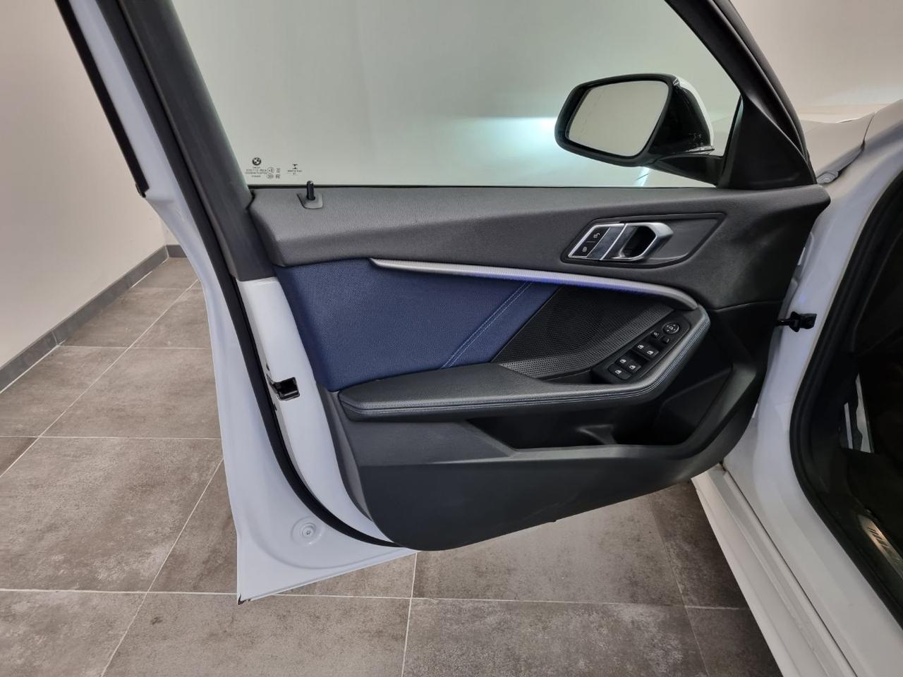 BMW 118 d 5p. Sport - 23