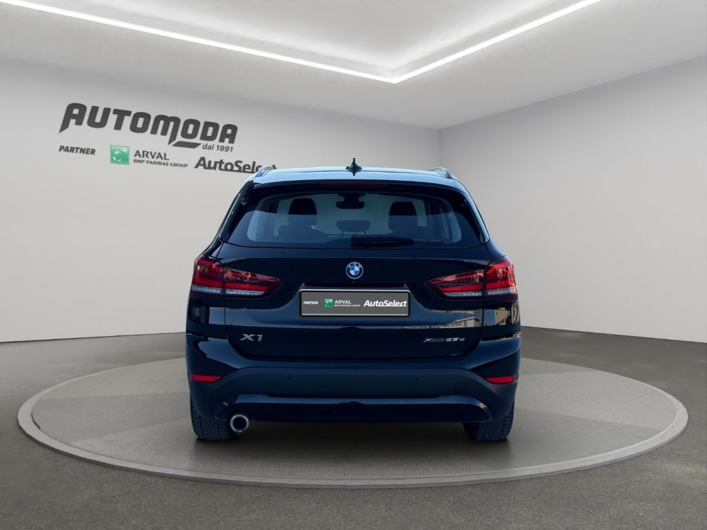 BMW X1 25E XDRIVE ADVANTAGE - 5