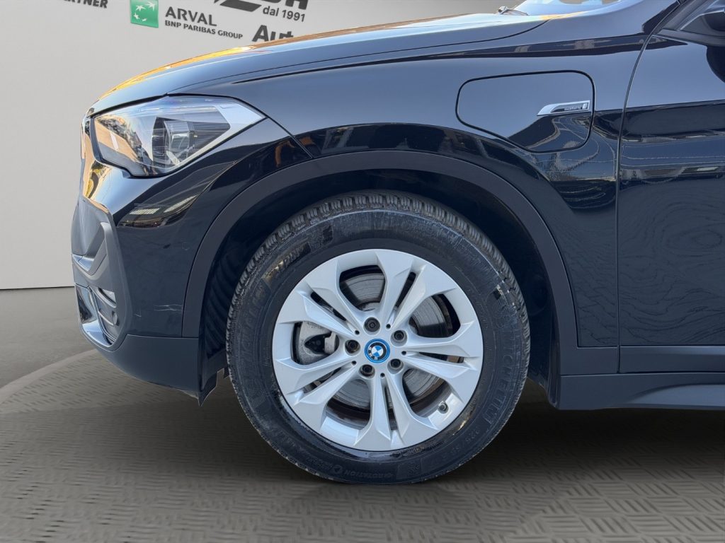 BMW X1 25E XDRIVE ADVANTAGE - 19