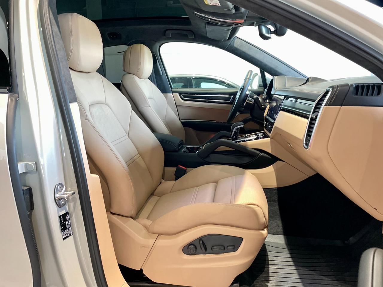 PORSCHE Cayenne Coupé 4.0 GTS  UNICA! - 18
