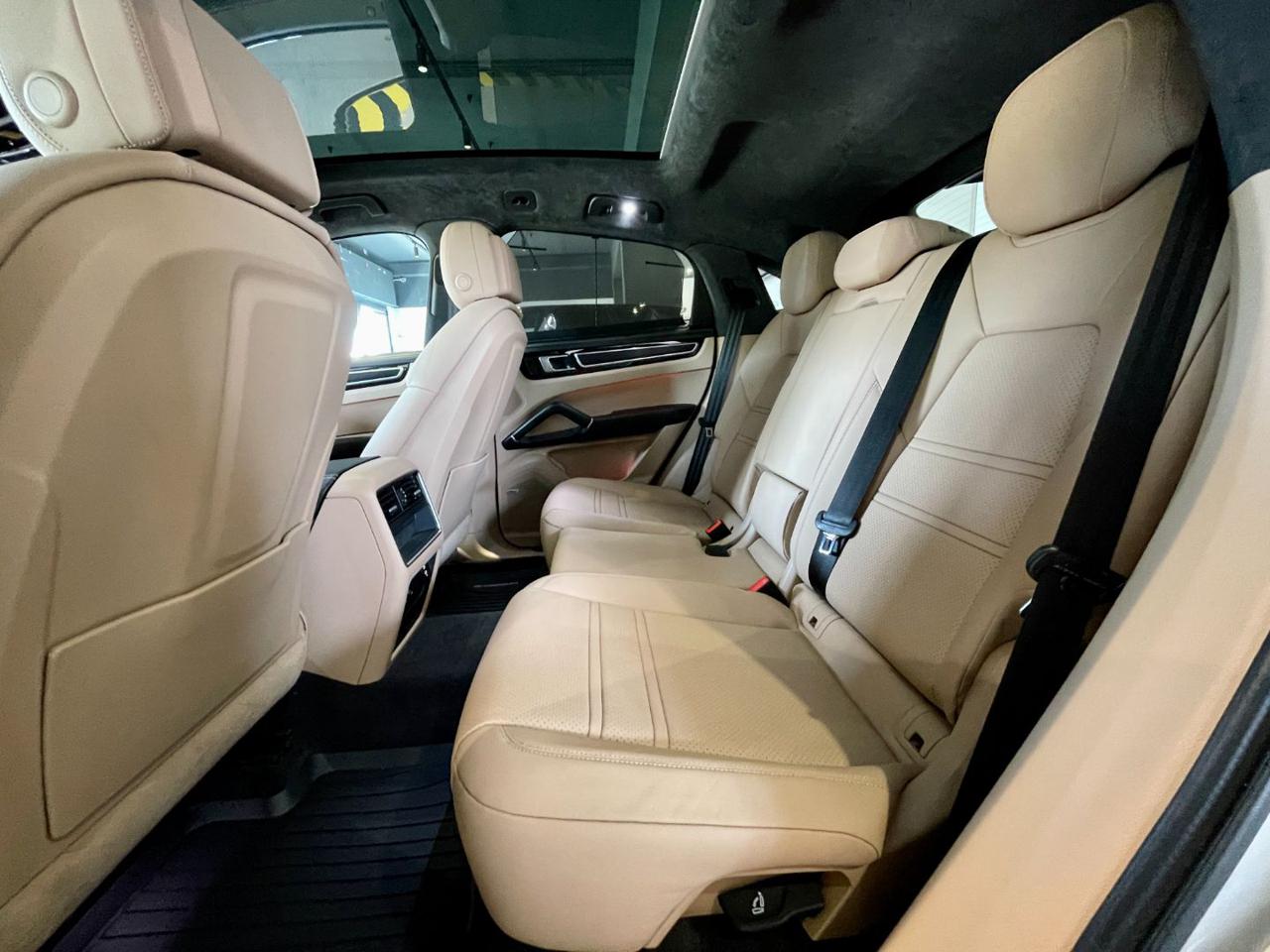 PORSCHE Cayenne Coupé 4.0 GTS  UNICA! - 15