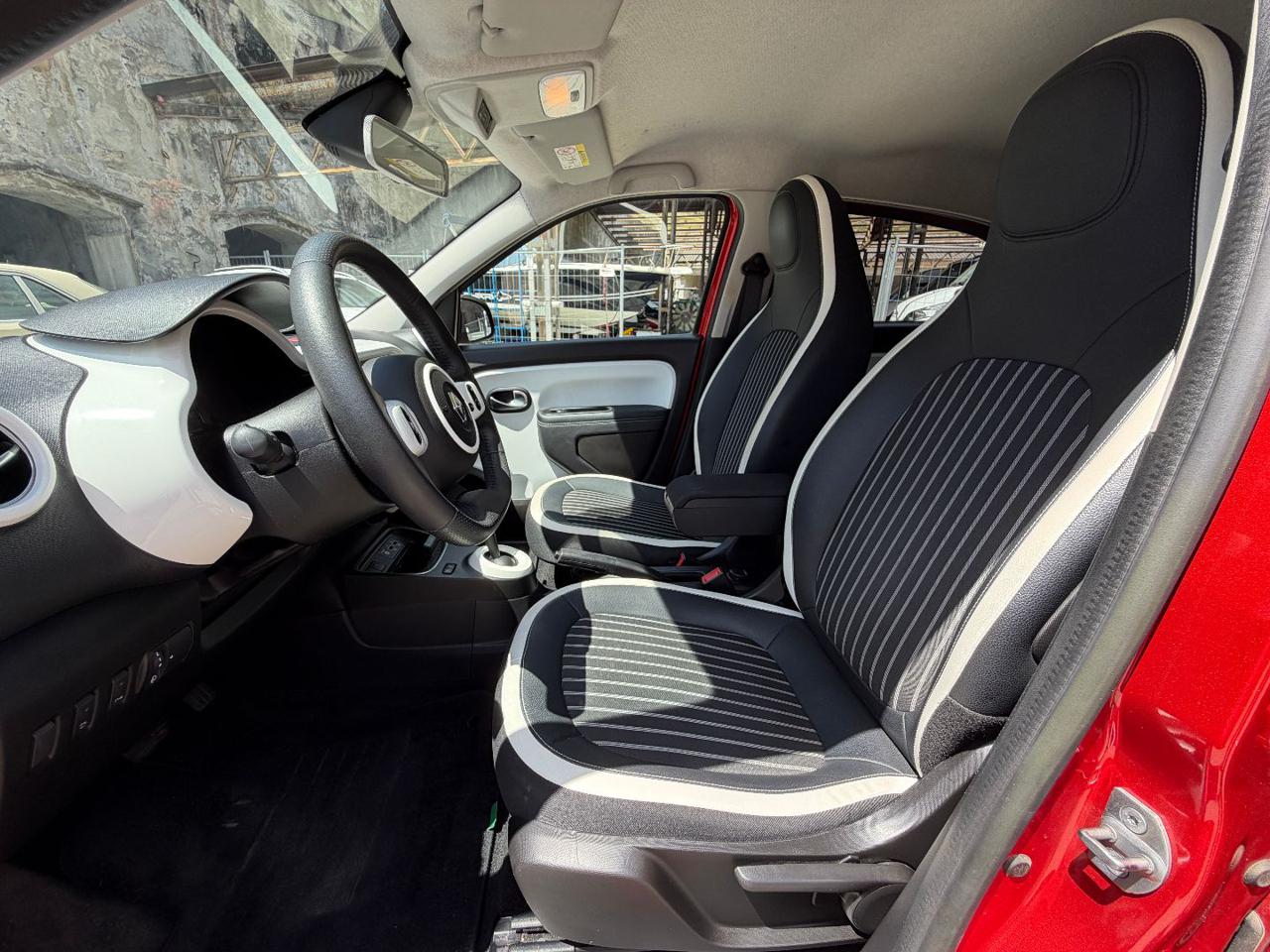 RENAULT Twingo Electric Techno - 13