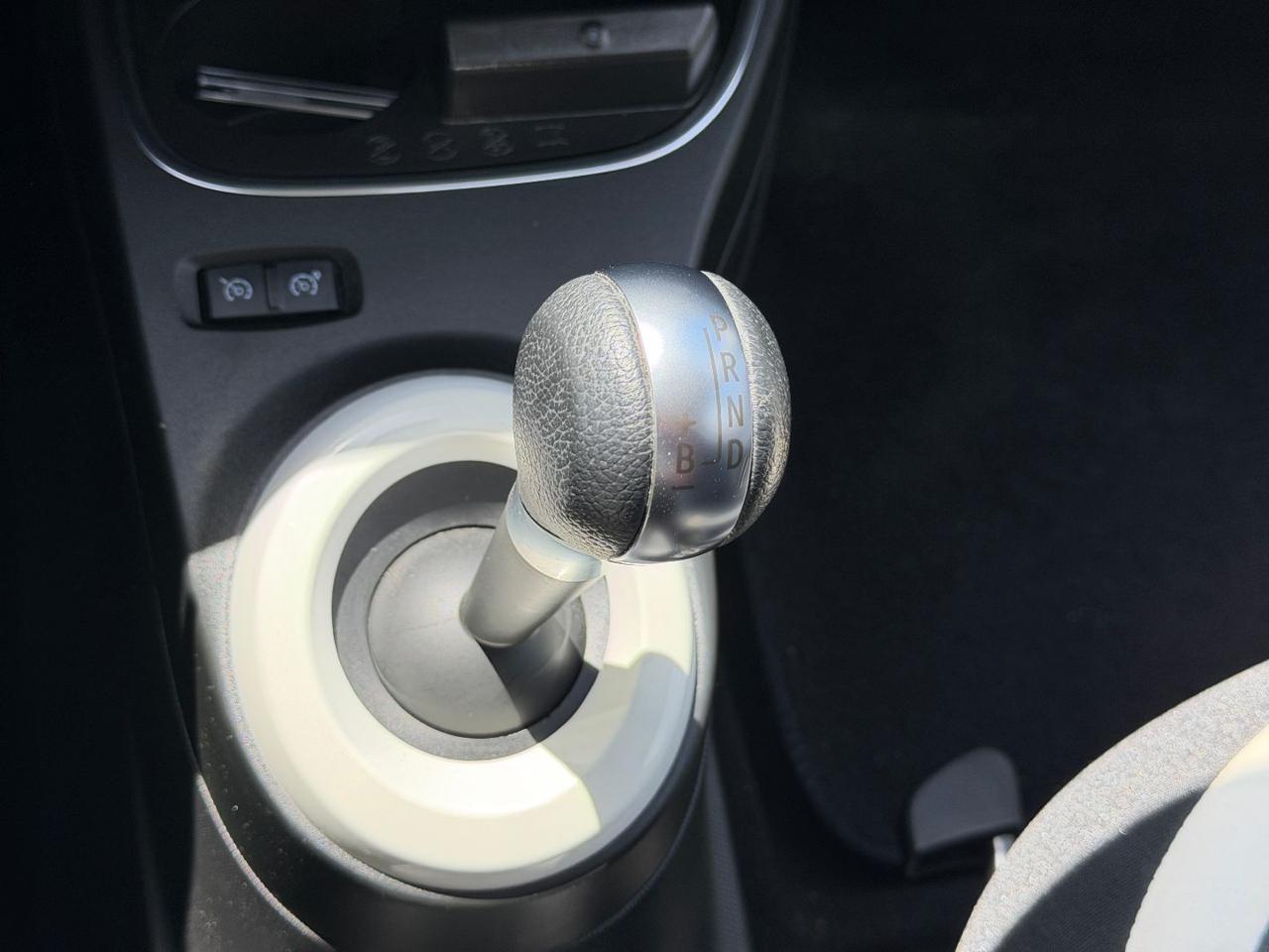 RENAULT Twingo Electric Techno - 18