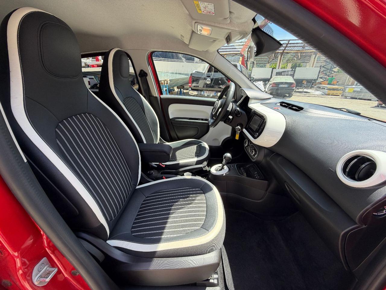 RENAULT Twingo Electric Techno - 9