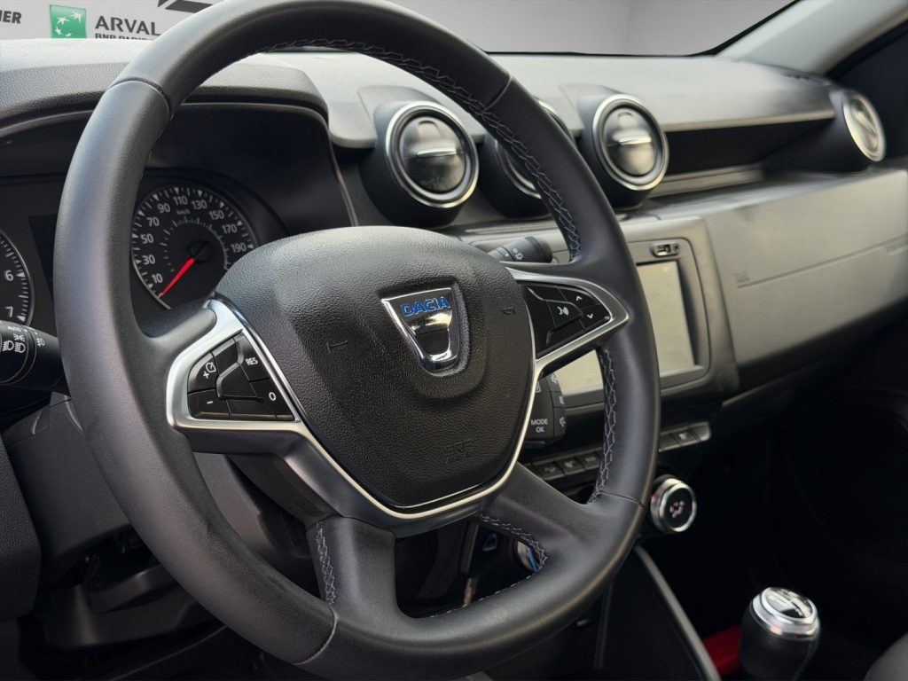 DACIA Duster 1.5dCi Autocarro 4x4 - 11