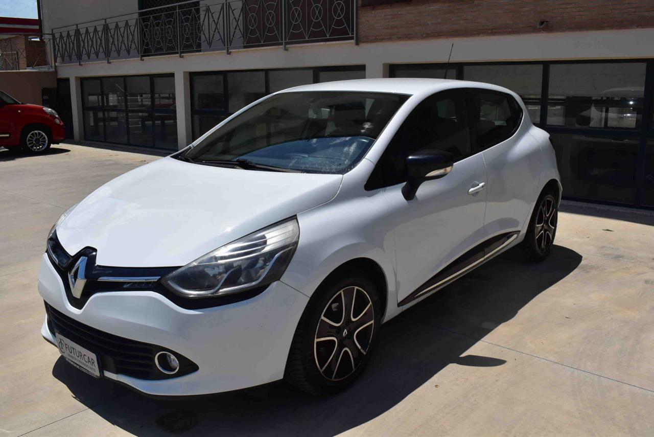 RENAULT Clio 1.5 dCi 8V 90CV Start&Stop 83gr 5 porte EcoBusines - 2