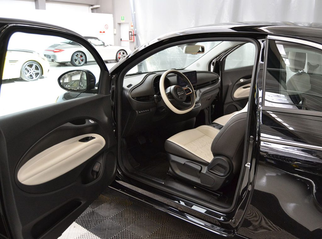 FIAT 500e 3+1 42 kWh La Prima Unico Proprietario ** - 2