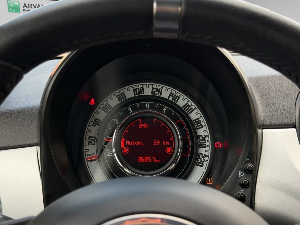 FIAT 500 1.0 Hybrid Connect - 12
