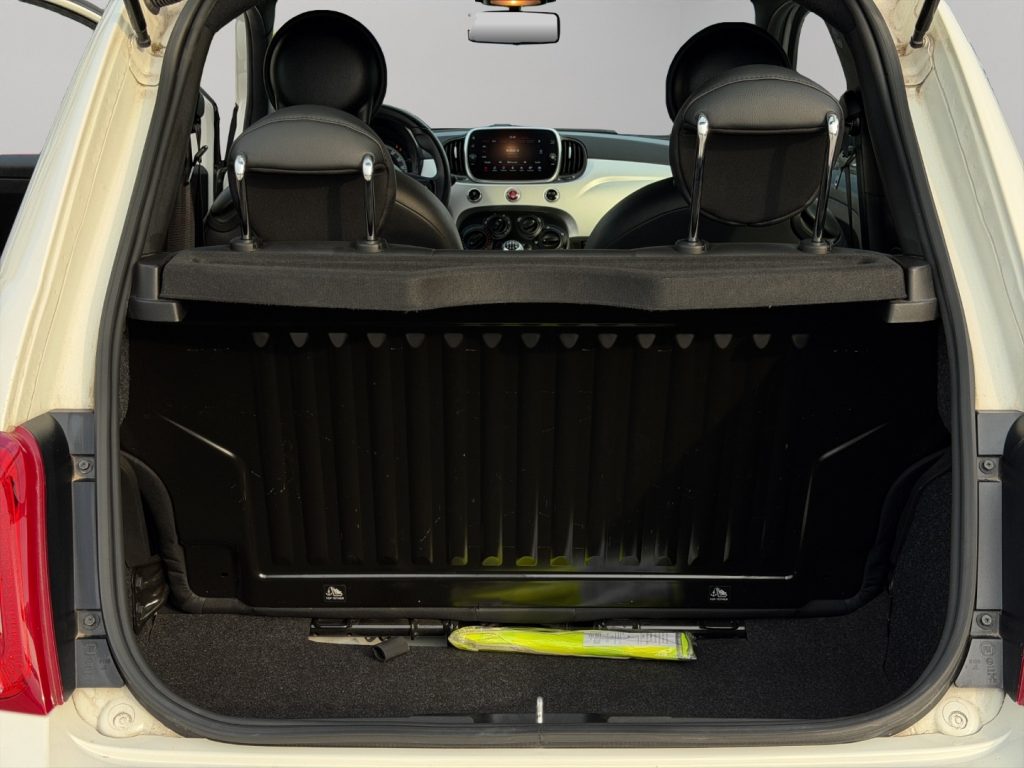 FIAT 500 1.0 Hybrid Connect - 14