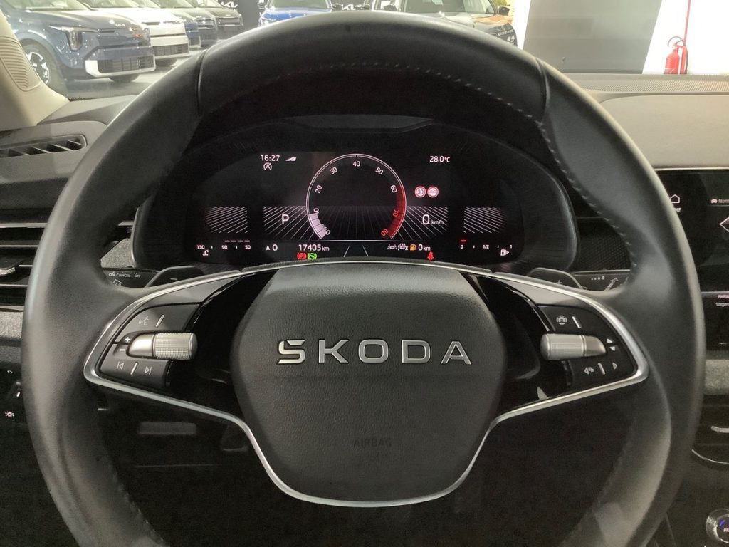 SKODA Kamiq 1.0 TSI 115 CV DSG Black Dots - 17
