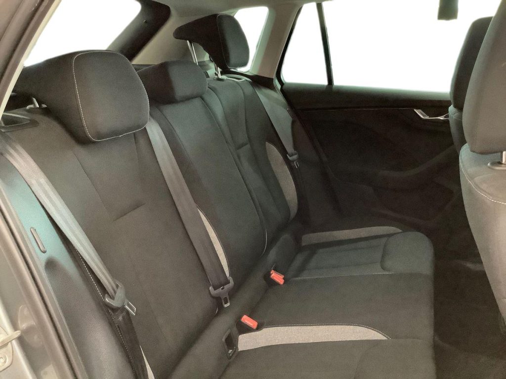 SKODA Kamiq 1.5 TSI ACT DSG 130 Edition - 11