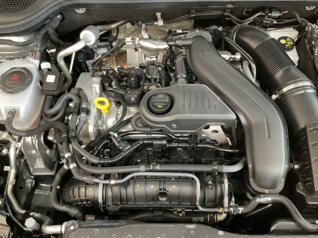 SKODA Kamiq 1.5 TSI ACT DSG 130 Edition - 23
