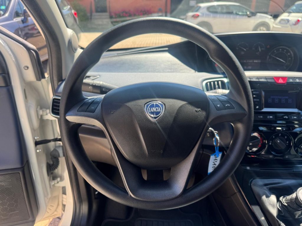 LANCIA Ypsilon 1.0 FireFly 5 porte S&S Hybrid Oro - 8